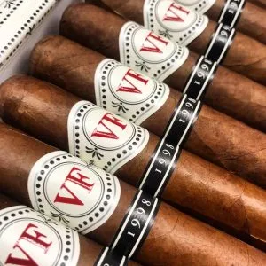 Charuto VEGAFINA 1998 50 c/10