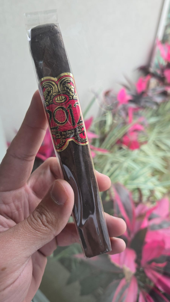 Oscar Valladares 2012 Maduro Toro Charuto Oscar Valladares 2012 Maduro Toro