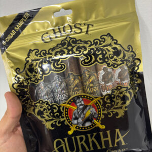 Gurkha Sampler Ghost Edition: pacote preto e dourado com seis charutos Ghost