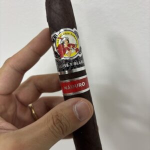 Loja de Charutos Premium - Envio para todo Brasil La Gloria Cubana Serie R Black Maduro